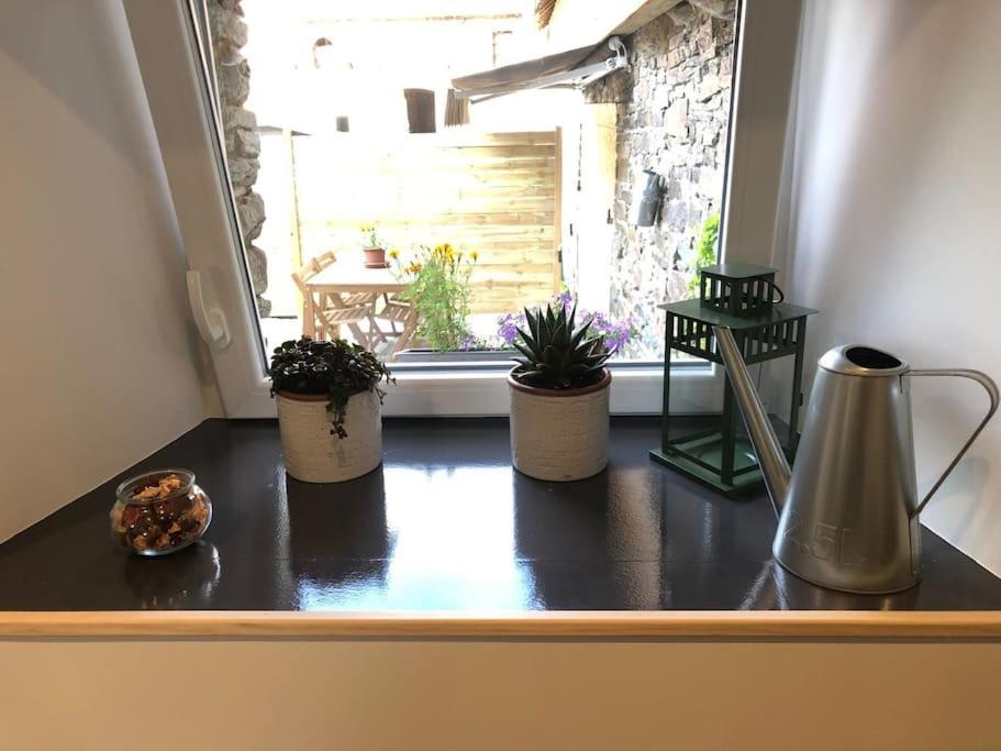 Gite De L'Hotel Castel Couvains  Екстериор снимка